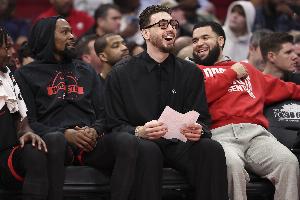 NBA籃網vs雄鹿_NBA籃網vs雄鹿無插件直播_NBA籃網vs雄鹿免費高清觀看-
